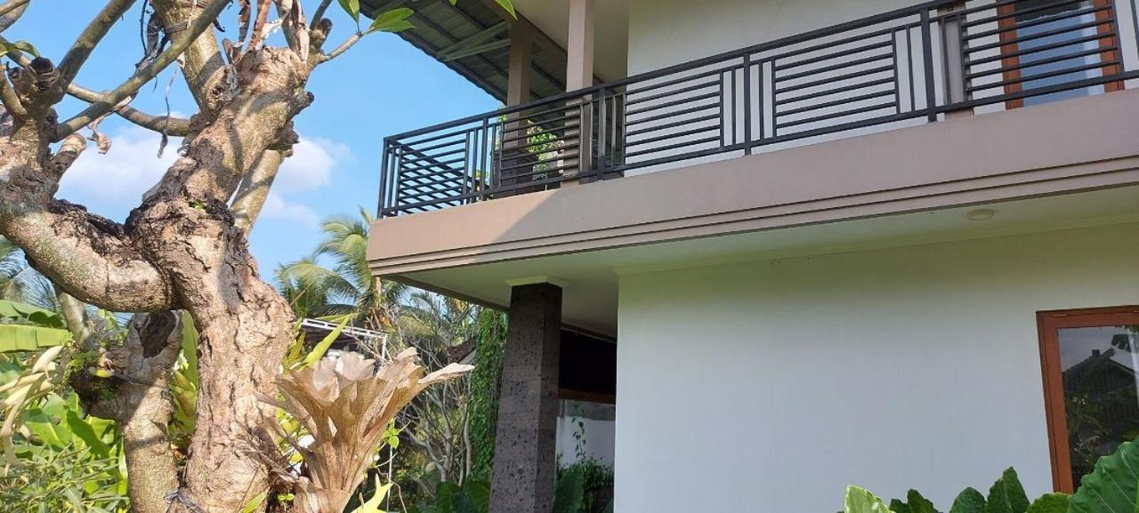 Indraprastha Cottage Ubud Exterior foto